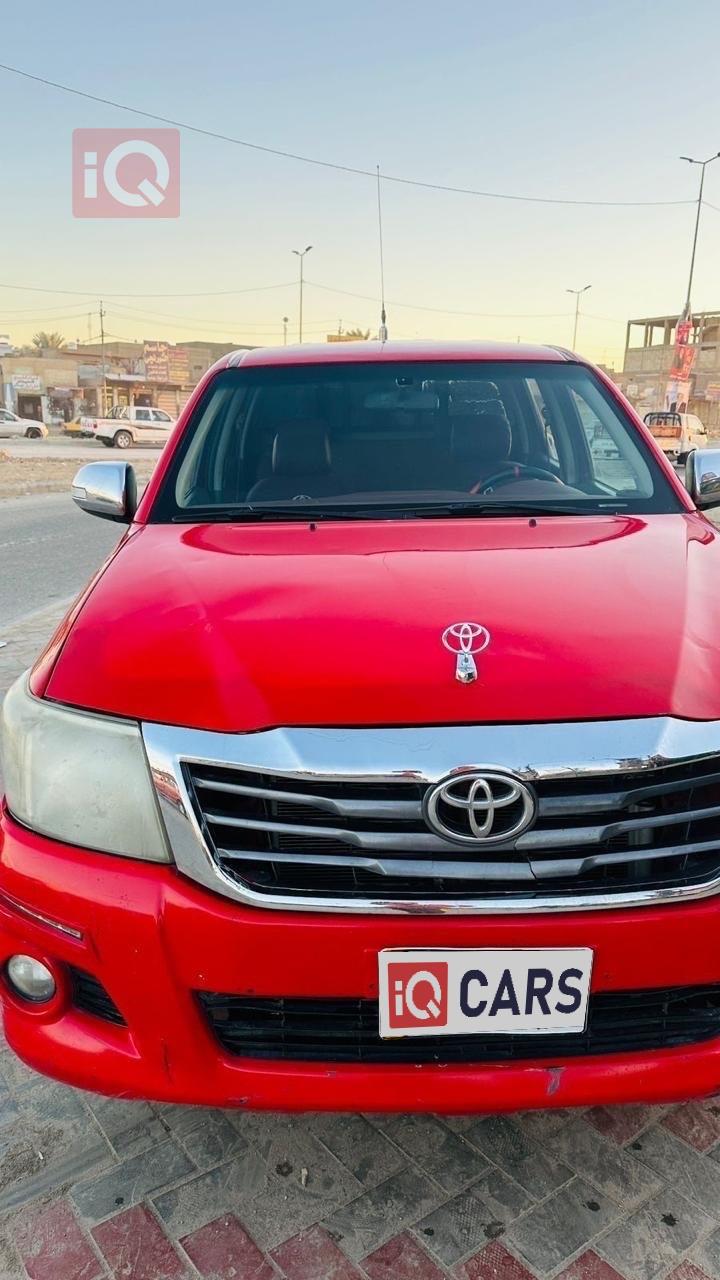 تويوتا هايلوكس